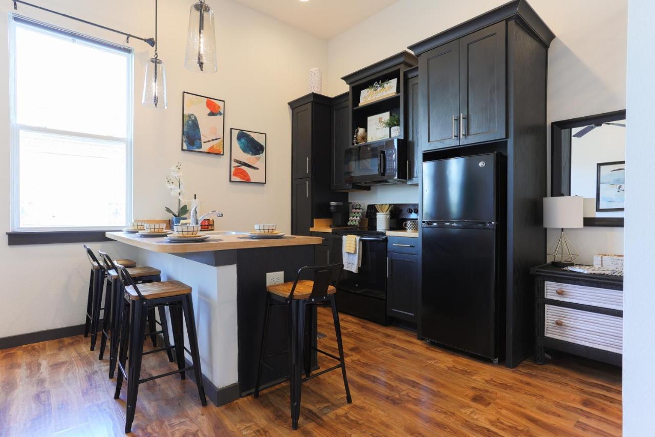 Old West Studio Lofts West 탬파 외부 사진