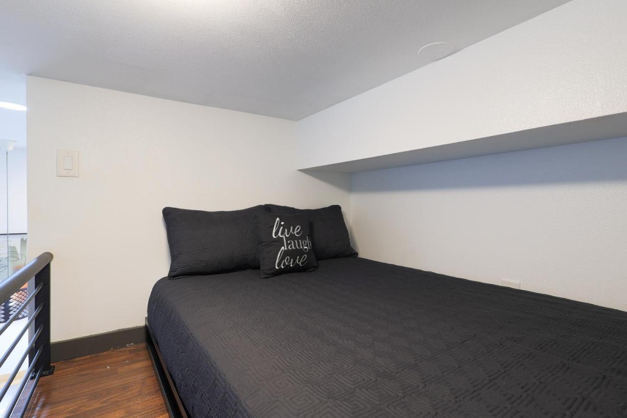 Old West Studio Lofts West 탬파 외부 사진