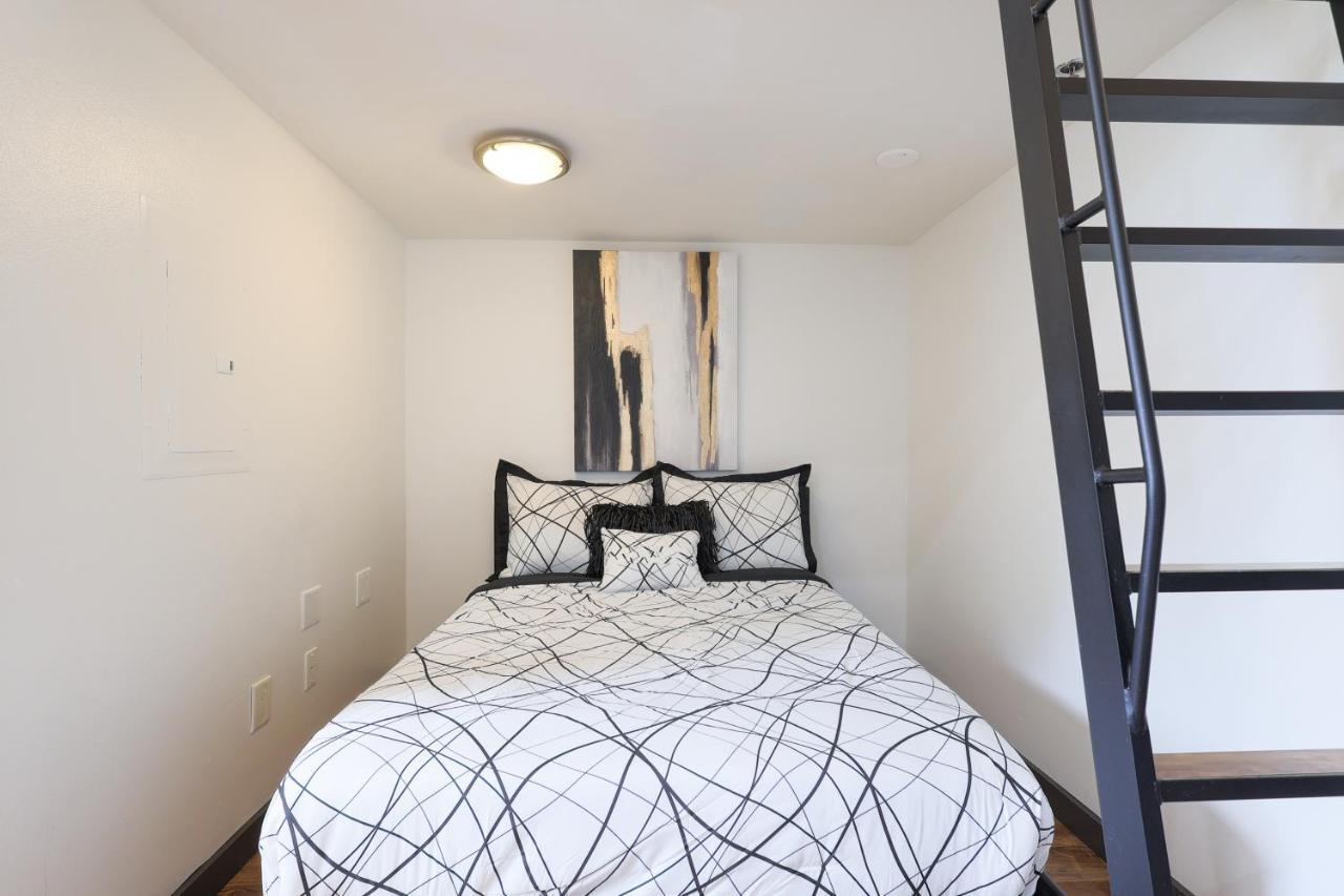 Old West Studio Lofts West 탬파 외부 사진