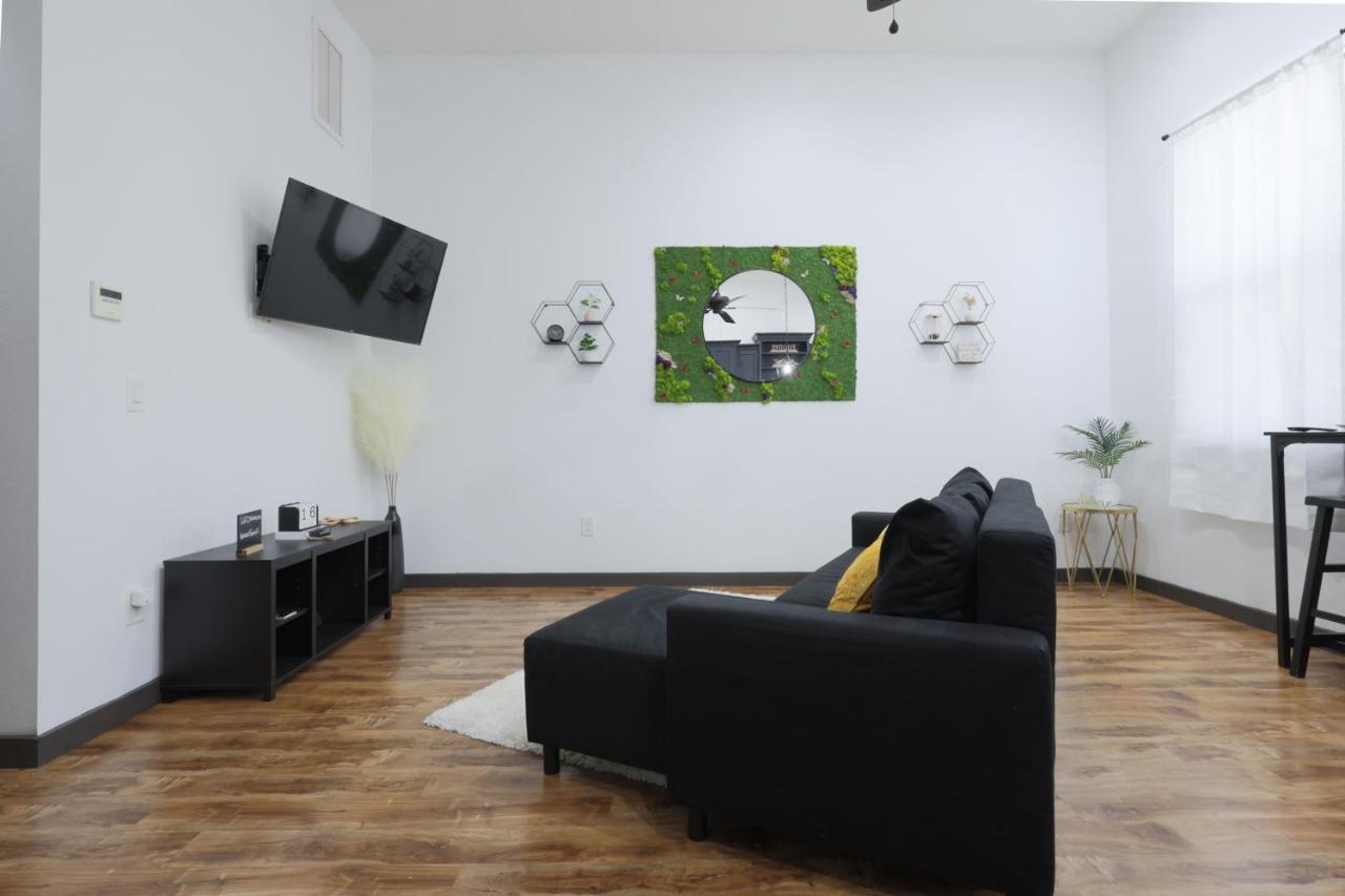 Old West Studio Lofts West 탬파 외부 사진
