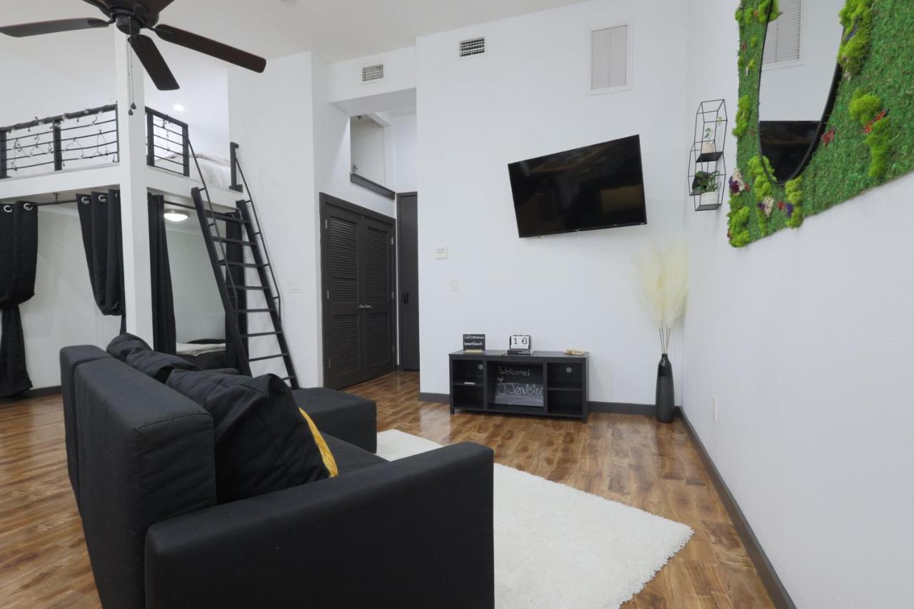 Old West Studio Lofts West 탬파 외부 사진
