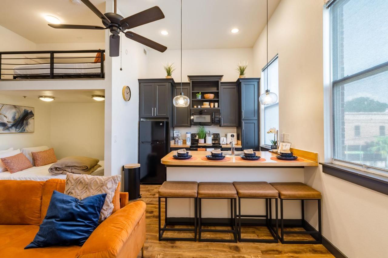 Old West Studio Lofts West 탬파 외부 사진