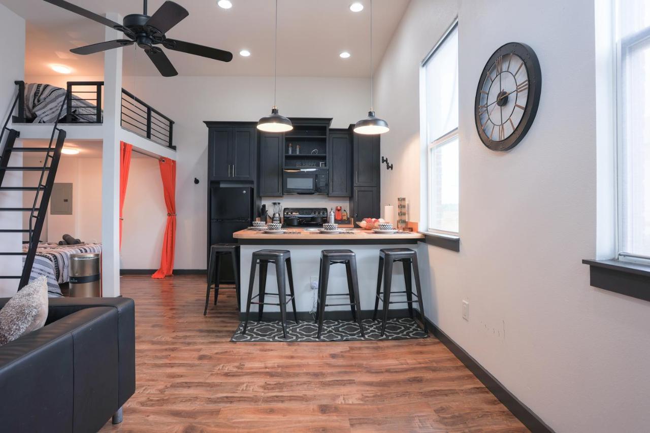 Old West Studio Lofts West 탬파 외부 사진